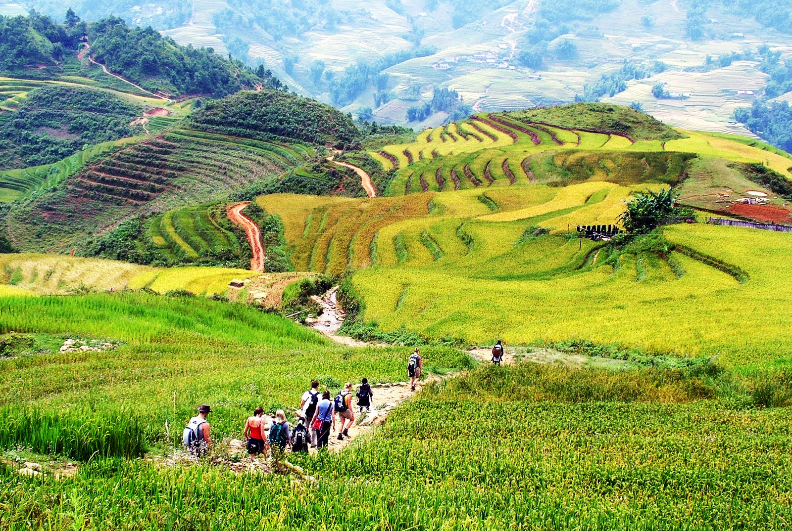 SAPA TREKKING - 1 NIGHT IN 3 STAR HOTEL