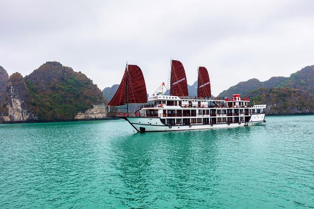 TOUR 3 NGÀY HẠ LONG – LAN HẠ VỚI TÀU V’SPIRIT PREMIER