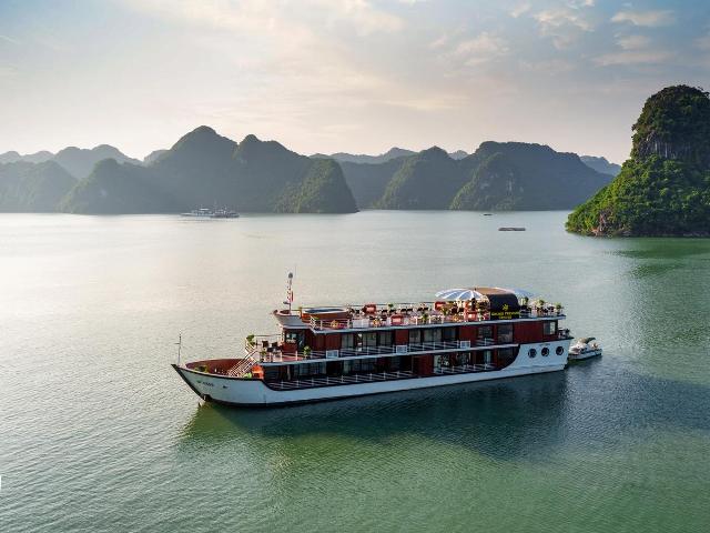 TOUR 3 NGÀY VỊNH LẠN HẠ TÀU 5 SAO ORCHID PREMIUM