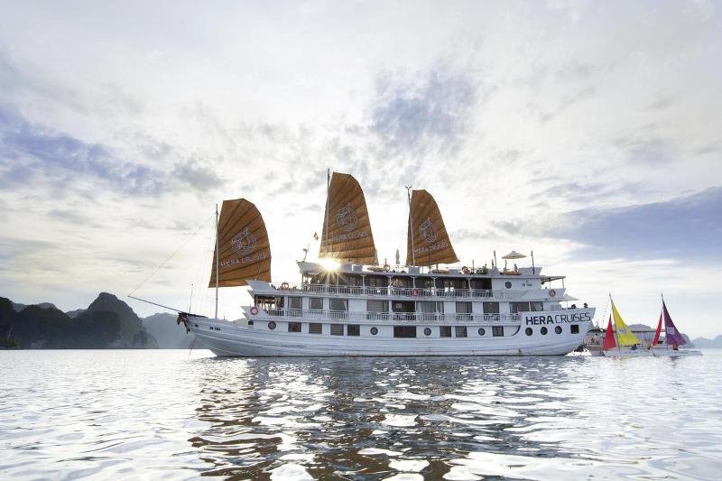 TOUR 2 NGÀY HẠ LONG VỚI DU THUYỀN HERA CRUISE