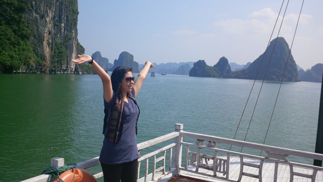 Best promotion for half day cruise Halong in sumer 